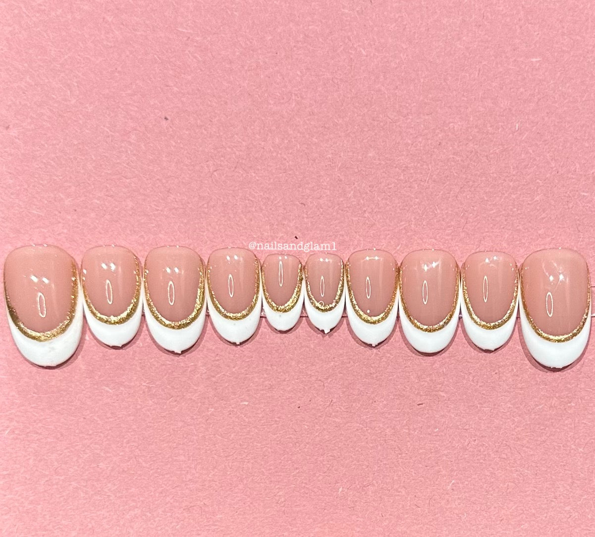White French Tips with Gold Outline | Christmas Nails | Press on Nails UK | Stick on Nails | Reusable | Customised | Handmade | Set of 10